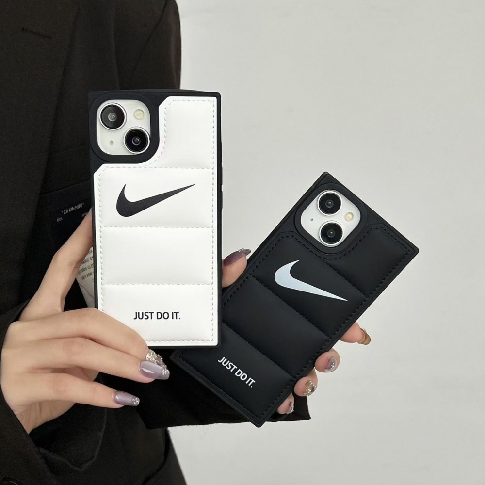 NIKE PUFFER COLLECTION