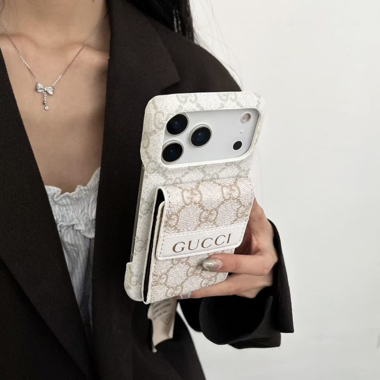 GUCCI SMART WALLET