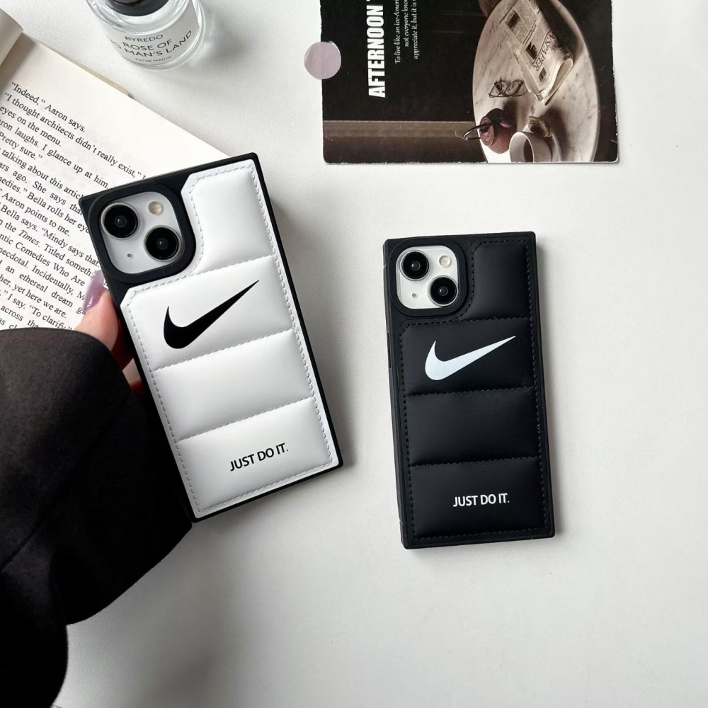 NIKE PUFFER COLLECTION