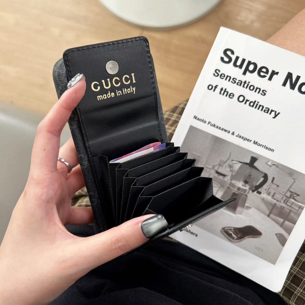 GUCCI SMART WALLET
