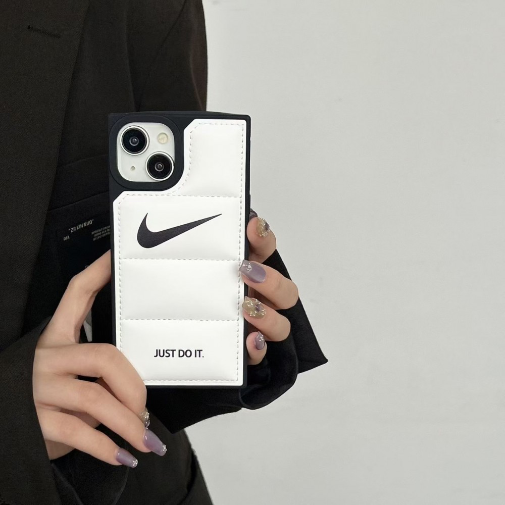 NIKE PUFFER COLLECTION