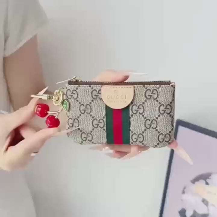 GUCCI CHERRY CARD BAG